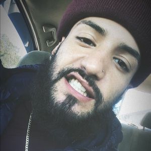 Meet your Posher, Luis